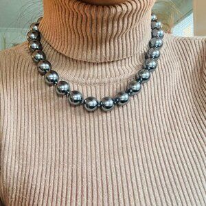Vintage carson pirie scott necklace